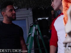 デカチン, フェラチオ, 家族, ゲイ, Hd, キス, 現実, 息子