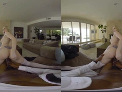 Gros cul, Gros seins, Blonde, Plantureuse, Interracial, Seins naturels, Réalité, Nénés