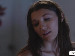 Азиатки, Большие сиськи, Минет, Глубокая глотка, Лизание, Киски, Трансы, Мачеха