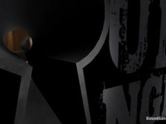 Bondage discipline sadomasochisme, Groepseks, Natuurlijke tieten, Ruw