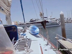 Amateur, Bikini, Le plan cul à quatre, Groupe, Hard, Hd, De plein air, Fils