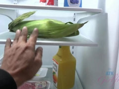 Enthousiasteling, Strand, Blond, Vriendin, Keuken, Gezichtspunt, Openbaar, Tieten likken