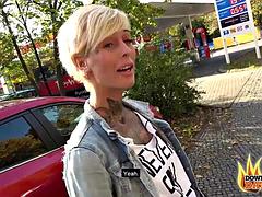 Блондинки, Минет, Милф, От первого лица, На публике, Развязные, Мачеха, Тату