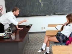 お尻, フェラチオ, フェティッシュ, 手コキする, 清楚, 女子高生, 剃毛, 教師