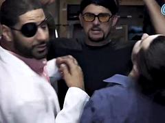 Tussi, Sadomasochismus, Grosser schwanz, Weibliche domination, Fetisch, Handjob, Höschen, Uniform