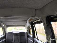 Любители, Блондинки, Минет, Грудастые, Оргазм, На публике, Подглядывание