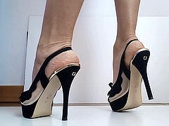 Kont, Kut duiken, Vrouw