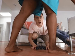 Cuarto de baño, Culo grande, Mamada, Morena, Estilo perrito, Muñeca, Interracial, Madres para coger