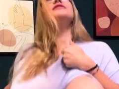 Adventurous sexy Cheryl Blossom sexy pic