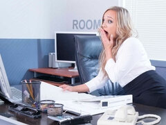 Culo grande, Rubia, Mamada, Pajear, Lencería, Pene, Afeitado, Falda