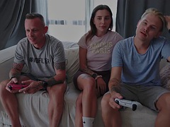 Blasen, Freund, Betrug, Handjob, Masturbation, Reif, Russisch, Tätowierung