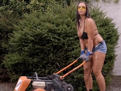 Wohlbeleibte schöne frauen, Grosser arsch, Braunhaarige, Spermaladung, Handjob, Hd, Lingerie, Jungendliche (18+)