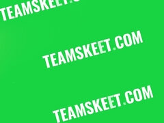 Tussi, Blasen, Vollbusig, Spermaladung, Fingern, Pornostars, Strümpfe, Flotter dreier