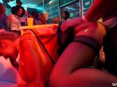 Pijpbeurt, Genootschap, Dansen, Pop, Hardcore, Interraciaal, Orgie, Pornster