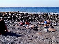 Playa, Verga grande, Tetas grandes, Mamada, Garganta profunda, Madres para coger, Mamá, Madrastra