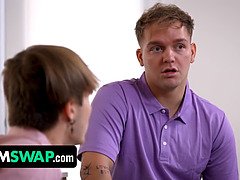 Geschnappt, Tochter, Gruppe, Riesig, Milf, Stiefmutter, Strümpfe, Scherzbold