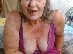 Stunning mature DawnSkye55 shows off her big booty and natural curves