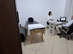 Amateur, Anal, Culo grande, Examen, Penetracion con dedos, Despelote, Ginecologo, Madres para coger