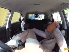 Enthousiasteling, Pijpbeurt, Auto, Handbeurt, Buiten, Kut duiken, Anaal likken, Geschoren