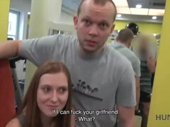 18 jahre, Blasen, Paar, Tschechisch, Pov, Öffentlich, Jungendliche (18+), Ehefrau