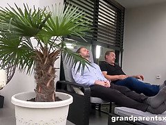 Schwarz, Blasen, Oma, Hardcore, Absätze, Reif, Milf, Strumpfhose