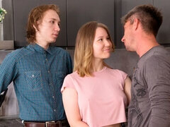 デカ尻, ブロンド, フェラチオ, 浮気する, 手コキする, ハードコア, 自然山雀, 妻