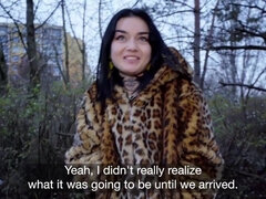 Grosse bite, Brunette brune, En levrette, Femelle, Branlette thaïlandaise, Hard, Orgasme, Pov