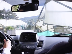 Gros cul, Gros seins, Voiture, Tir de sperme, Queue, Fille latino, Public