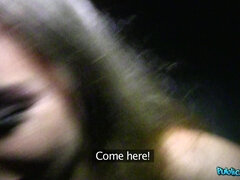 Enthousiasteling, Pijpbeurt, Bedriegen, Mollig, Rijpe lesbienne, Naakt, Buiten, Openbaar