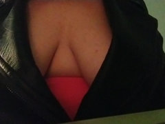 Leie, Grosse titten, Braunhaarige, Hd, Solo, Titten