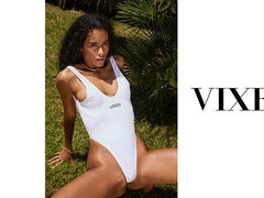 Culo grande, Mamada, Morena, Estilo perrito, Ébano, Al aire libre, Adolescente, Tetas