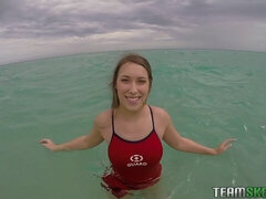 Gros seins, Sucer une bite, En levrette, Pov, Maigrichonne, Adolescente, Toilettes, Mouillée