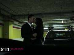 Anal, Nana, Gros seins, Sucer une bite, Brunette brune, Plantureuse, En levrette, Érotique