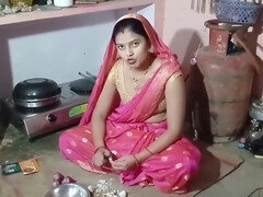 Stepmom Rajlaxmi Aunty wants it now, let's get wild