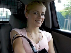 18 jahre, Grosser arsch, Grosser schwanz, Blasen, Natürlichen titten, Im freien, Jungendliche (18+), Titten