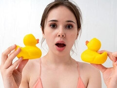 18, デカ尻, オナニー, 自然山雀, 一人, ストリッピング, ティーン, オッパイの