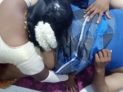 Vingeren, Indisch, Zoenen, Rijpe lesbienne, Natuurlijke tieten, Zuigen