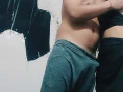 18 jahre, Blasen, Hardcore, Selbstgemacht, Indisch, Massage, Orgasmus, Erotischer film