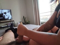Leie, Paar, Spermaladung, Freundin, Handjob, Masturbation, Tätowierung
