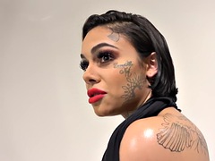 Anal, Sucer une bite, Hard, Tatouage