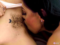 Hd, Tacones, Latina, Lamidas, Madres para coger, Bragas, Perforación, Tatuaje