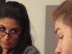 Красотки, Большой член, Большие сиськи, Минет, Семяизвержение, Собачьи, Натуральные сиськи, Учитель