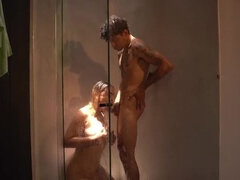 Жопа, Большие сиськи, Минет, Член, Семья, Латиноамериканки, Душ, Мачеха