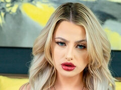 Grote kont, Blond, Hondjeshouding, Ondergoed, Moeder die ik wil neuken, Geschoren, Tatoeage, Webcamera