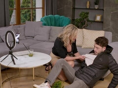 Tussi, Blasen, Braunhaarige, Gehörnter ehemann, Hd, Reif, Pornostars, Muschi