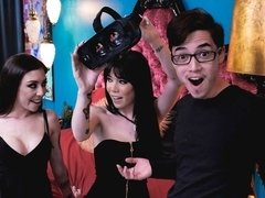Tetas grandes, Morena, Polla, Muñeca, Ffm, Pajear, Medias largas, Tatuaje