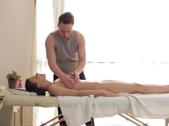 茶髪の, フェティッシュ, 足フェチ, Hd, 下着, マッサージ, ロシア人, 剃毛