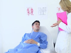 Rubia, Médico, Madres para coger
