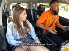 Italian vixen sucks long dick in the car