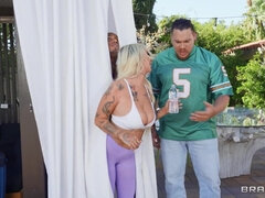 素人, アメリカ人, 浮気者, ハードコア, なめる, 剃毛, 締まりの良い, オッパイの